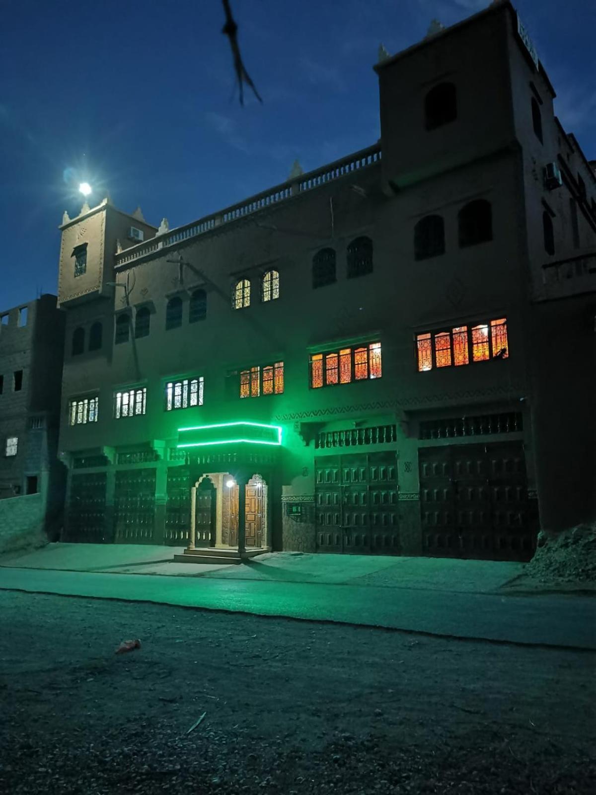 阿瓦尤酒店 Bou Drarar 外观 照片